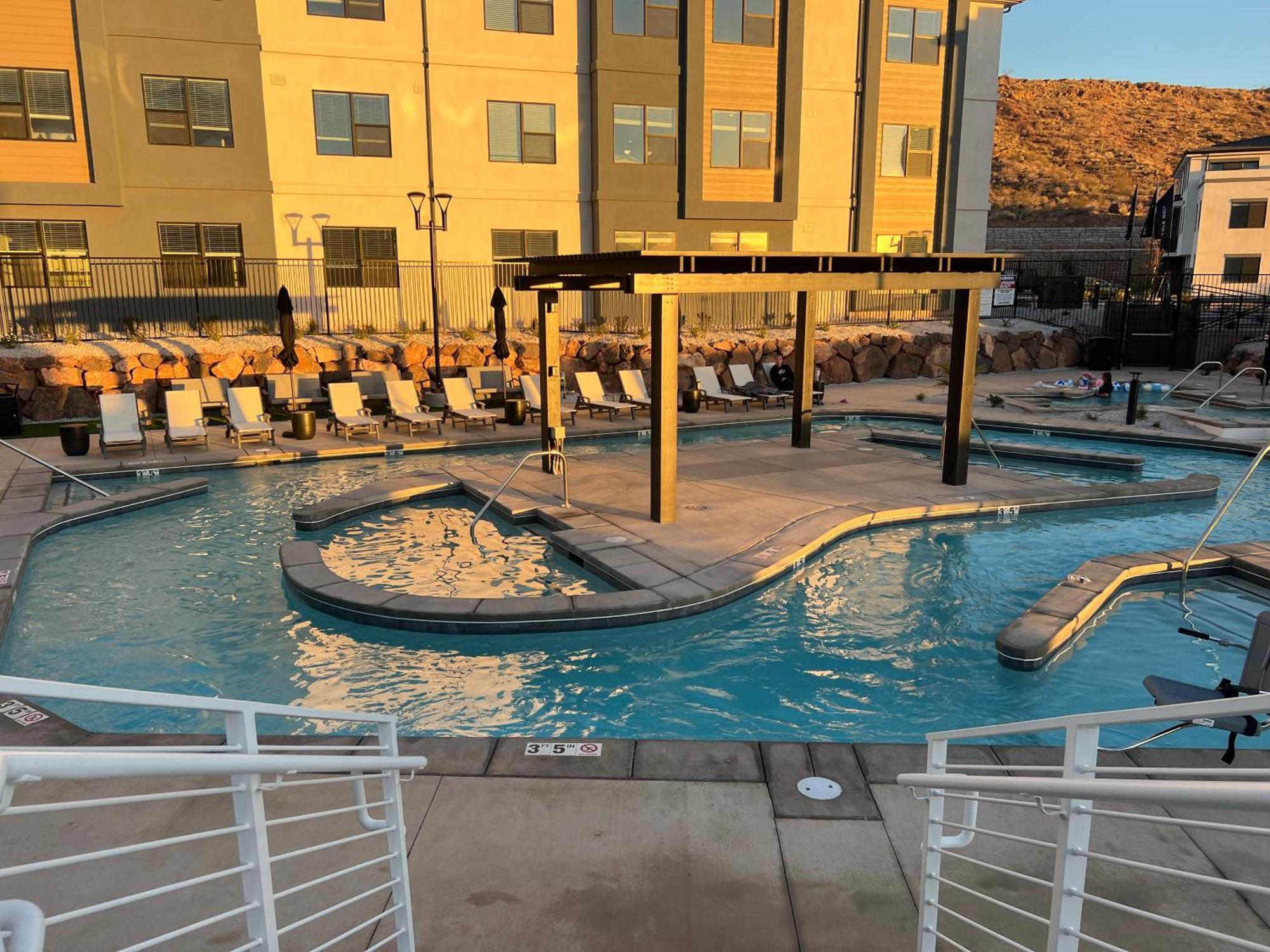 New Resort Condo Near Zion Great For Families Pools Water Slide ハリケーン エクステリア 写真